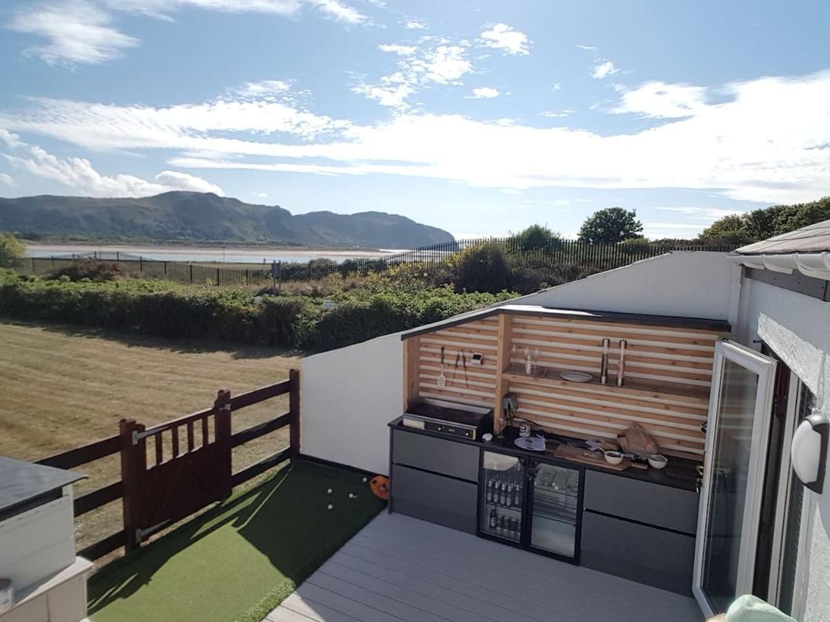 3 Bedroom Deganwy Sea View Beach House Ll31 Eksteriør bilde