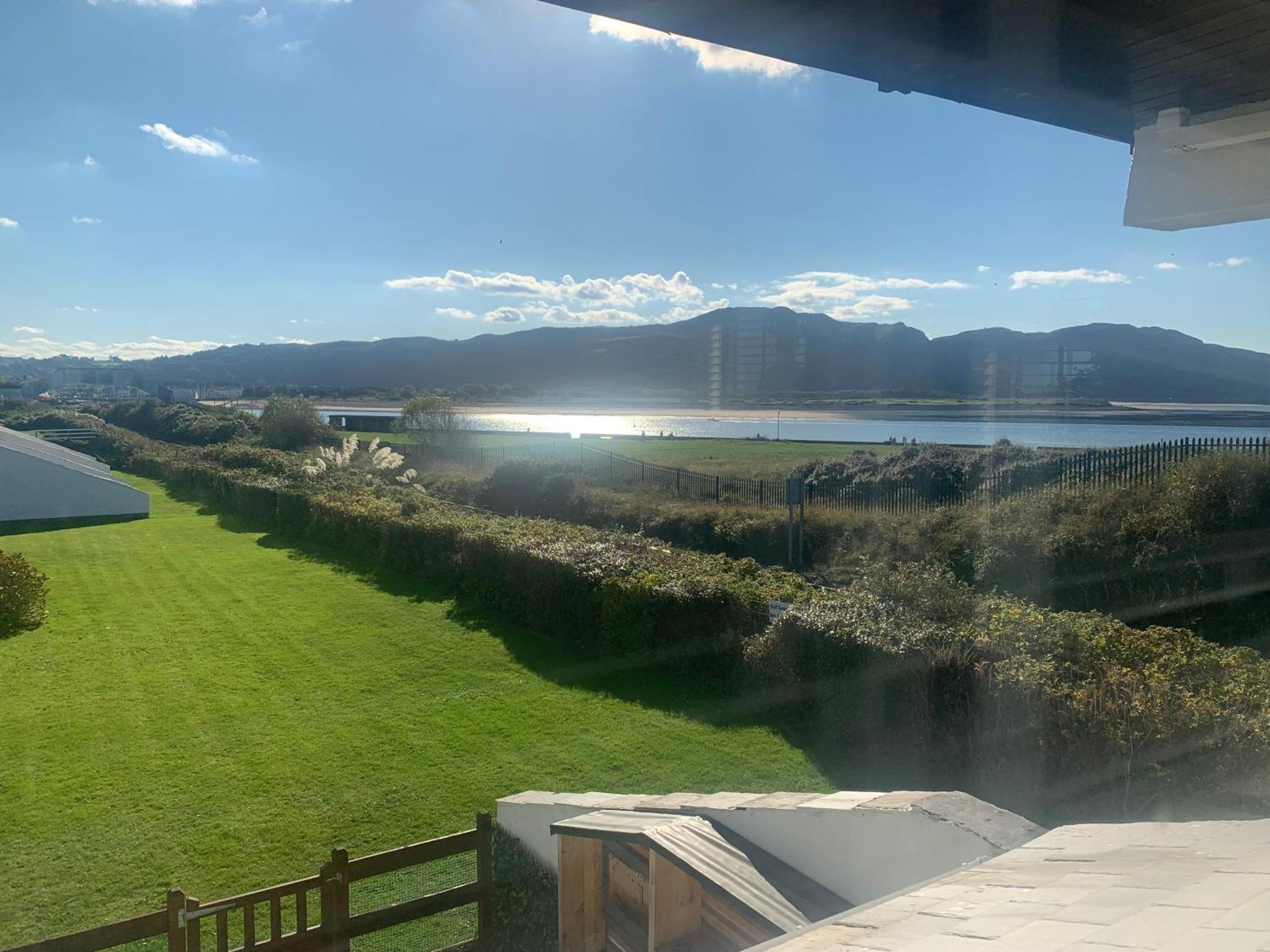3 Bedroom Deganwy Sea View Beach House Ll31 Eksteriør bilde